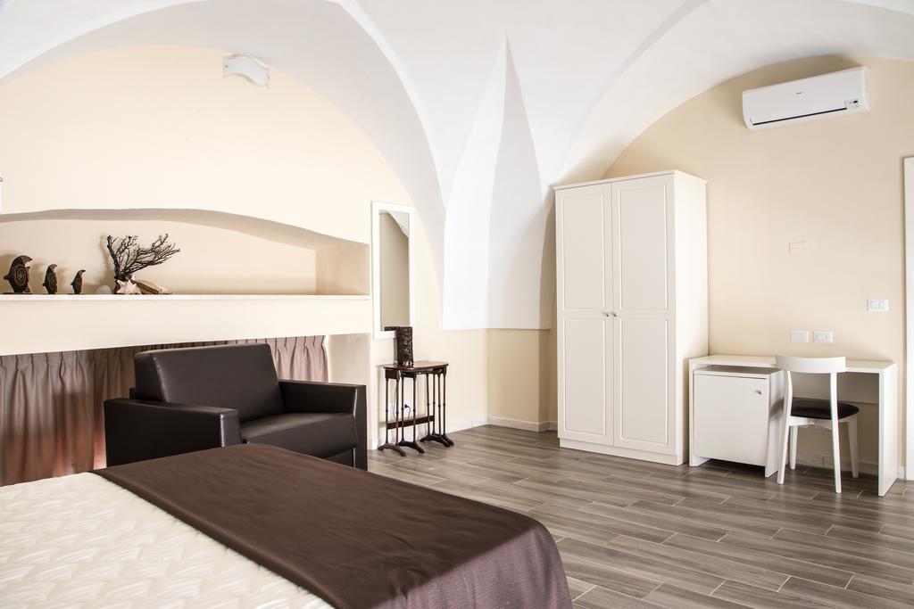 Faro Bianco Gallipoli - Suites & Apartments Exterior photo